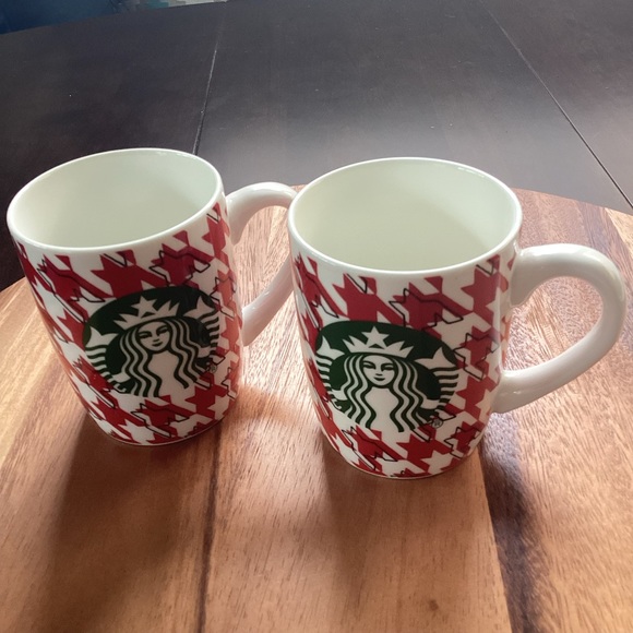 Starbucks Pair (2) of Houndstooth Mugs 2017 White Red Logo 10oz - Picture 2 of 6